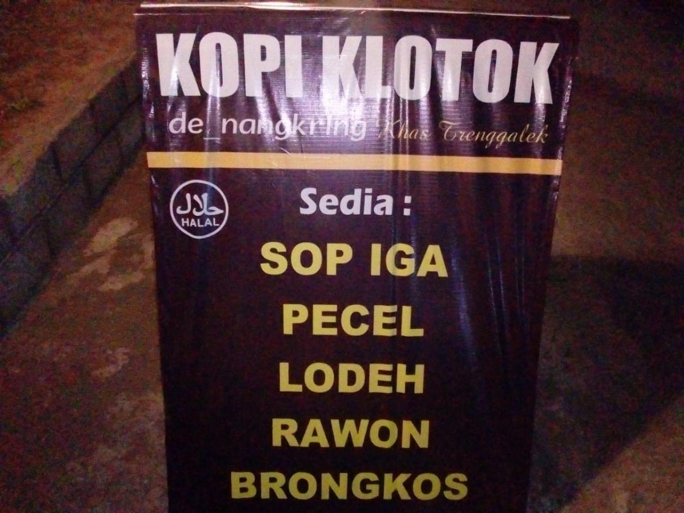KOPI KLOTHOK, Destinasi Kuliner Baru di Pleret !! WAJIB COBAA !!