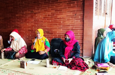 TP PKK Kalurahan Pleret Mengadakan Sosialisasi KB IUD dan Evaluasi Lomba Kalurahan di Gerbang Pleret
