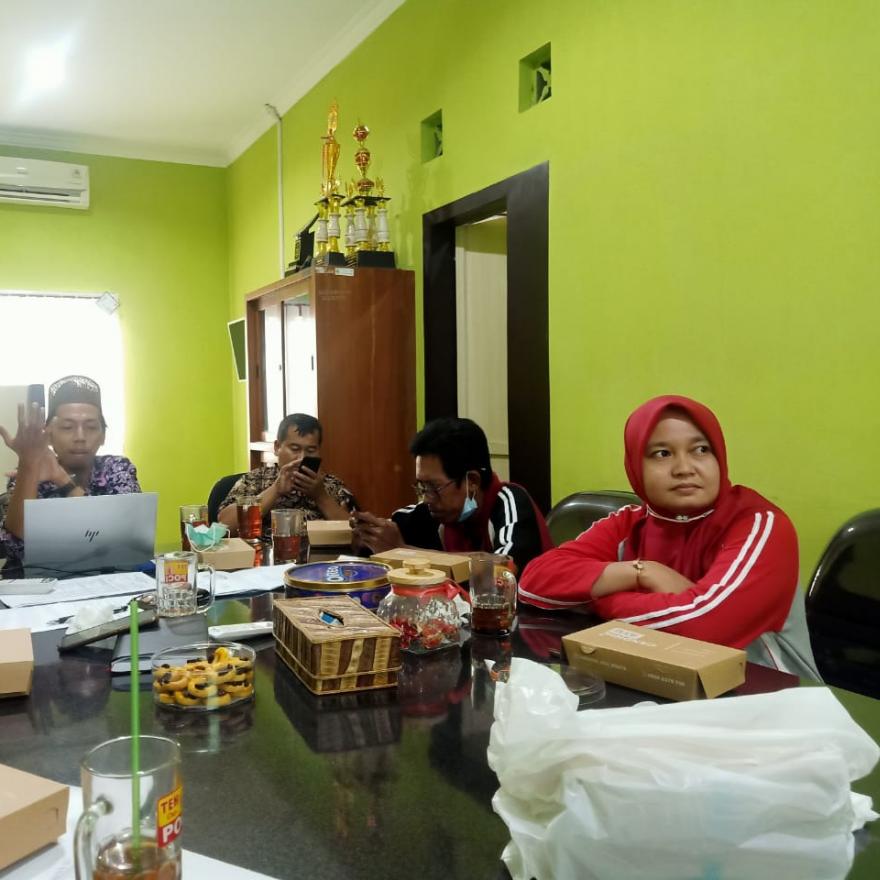 KOORDINASI DAN EVALUASI KHUSUS STAF 